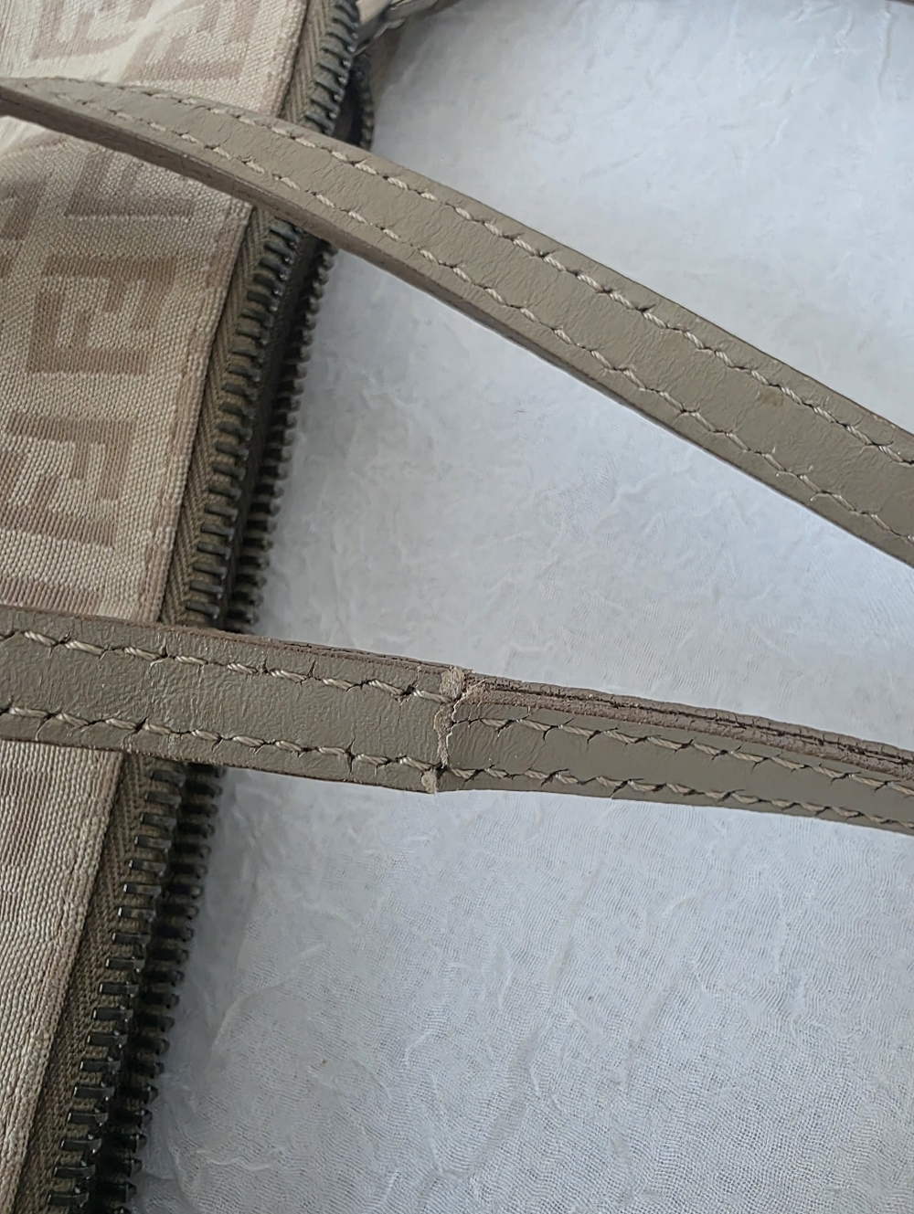 Auth Fendi Zucca Monogram Crossbody Bag - Picture 3 of 3